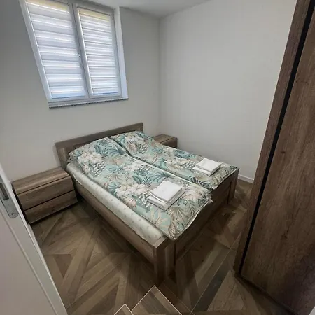 Apartment Insula Nyaraló Bihać